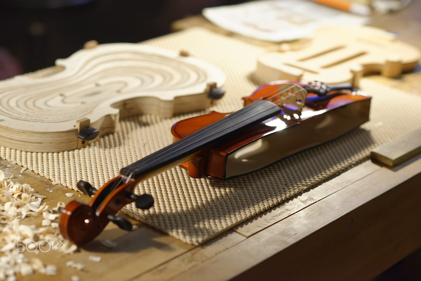 Nikon D800E + Nikon AF-S Nikkor 85mm F1.8G sample photo. Violin photography
