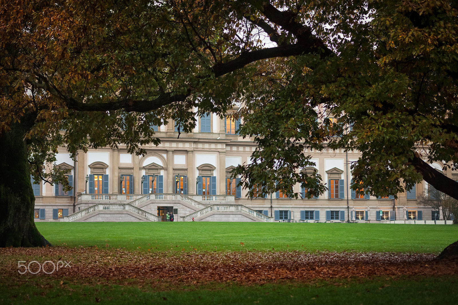 Canon EOS 5D Mark II sample photo. Royal villa of monza photography