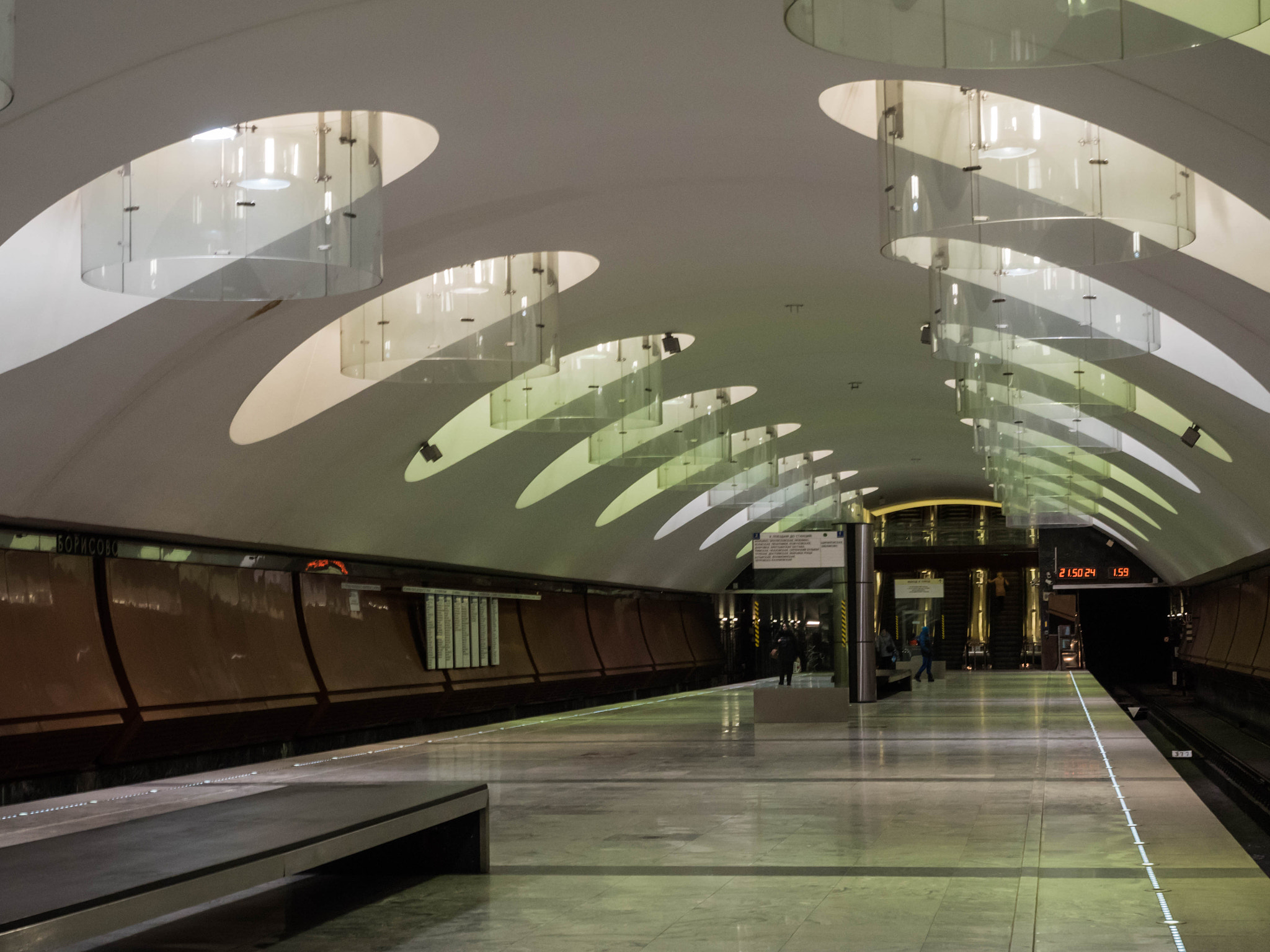 Panasonic Lumix DMC-GH4 + Olympus M.Zuiko Digital ED 12-40mm F2.8 Pro sample photo. Borisovo (moscow metro) photography
