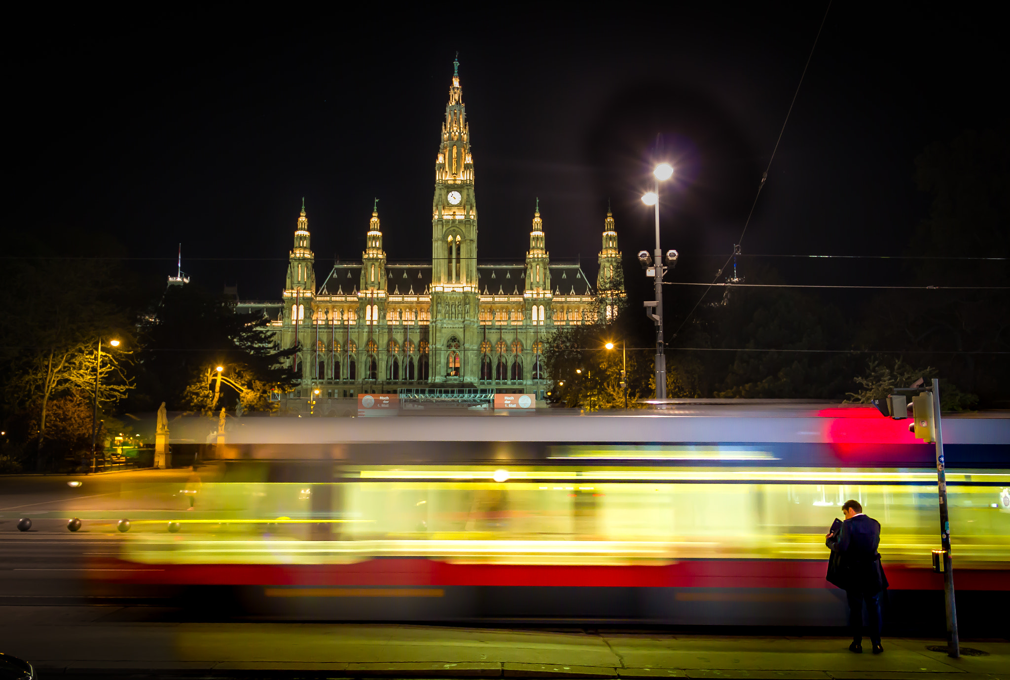 Canon EOS 550D (EOS Rebel T2i / EOS Kiss X4) sample photo. City lights #2 photography