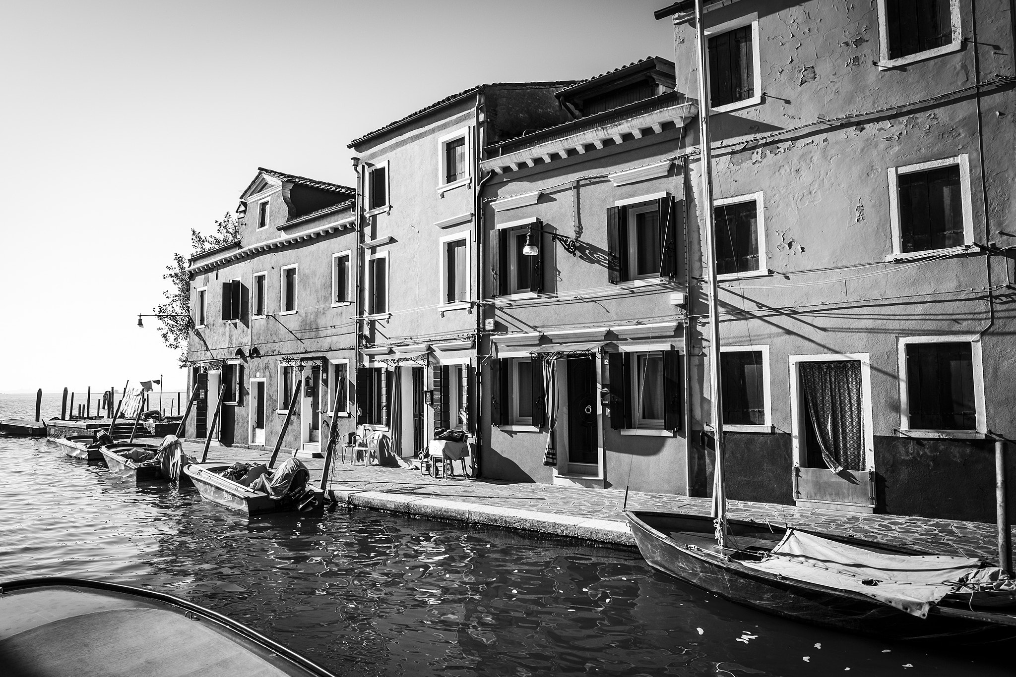 Fujifilm X-T10 sample photo. Burano's street photography