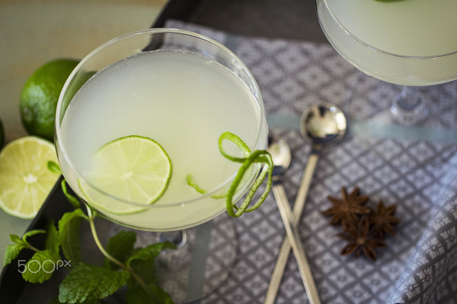 Canon EF 100mm F2.8L Macro IS USM sample photo. Lime juice with staranise and hierbabuena photography