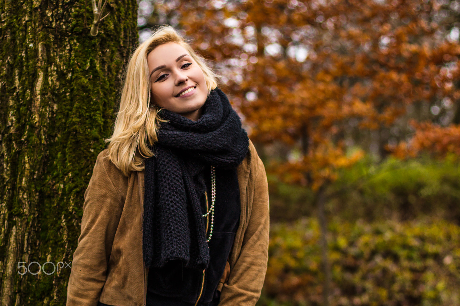 Canon EOS 5DS + Canon EF 50mm F1.4 USM sample photo. Portrait photography