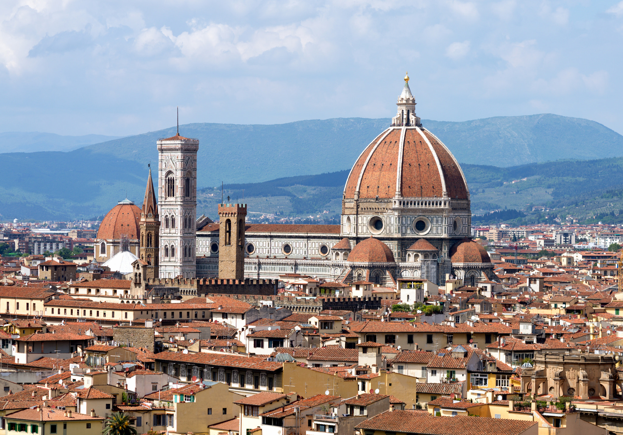 Nikon D600 + AF Zoom-Nikkor 70-210mm f/4 sample photo. Firenze photography