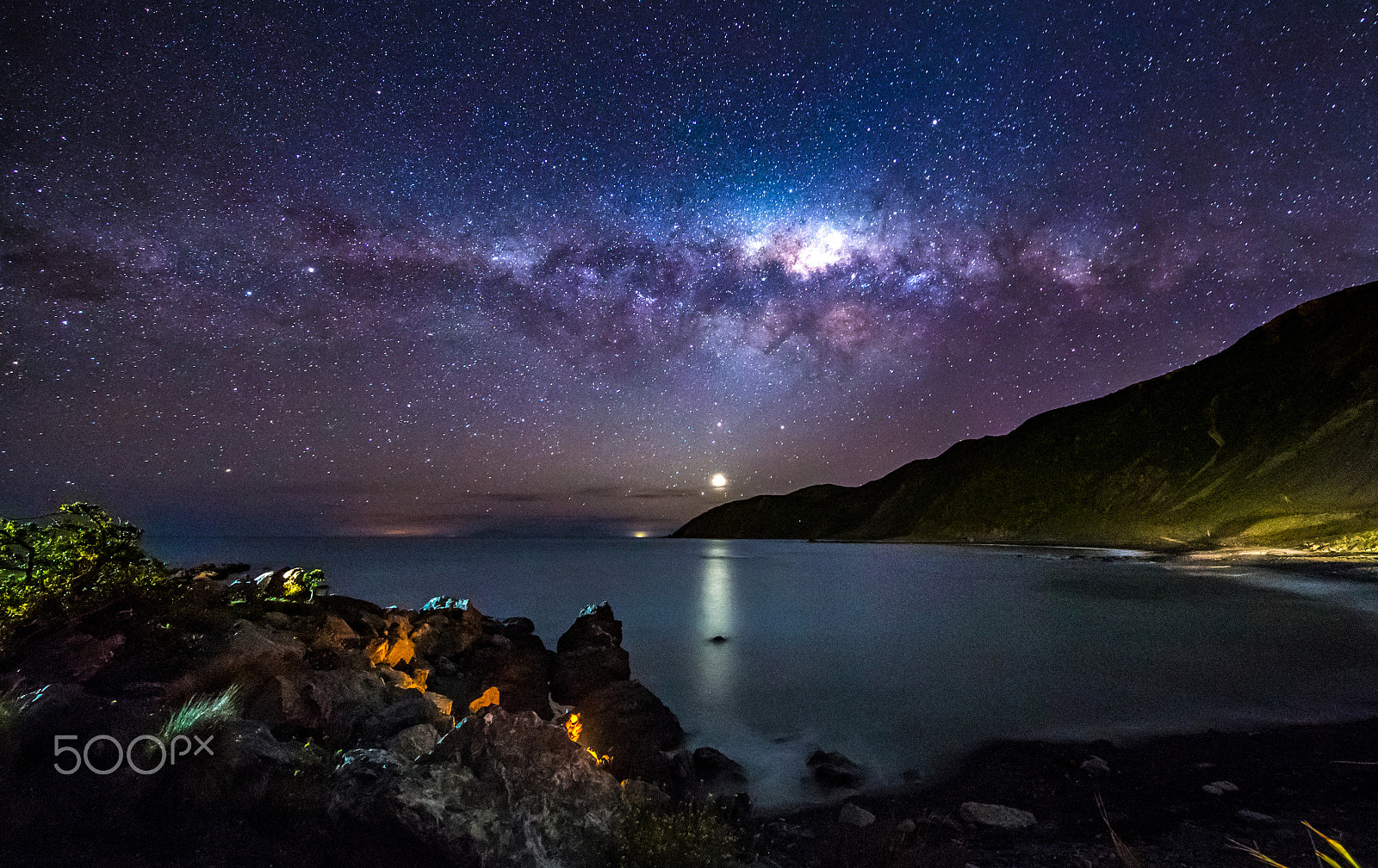 Canon EOS 6D + Canon EF 11-24mm F4L USM sample photo. Venus and the red rocks reserve photography