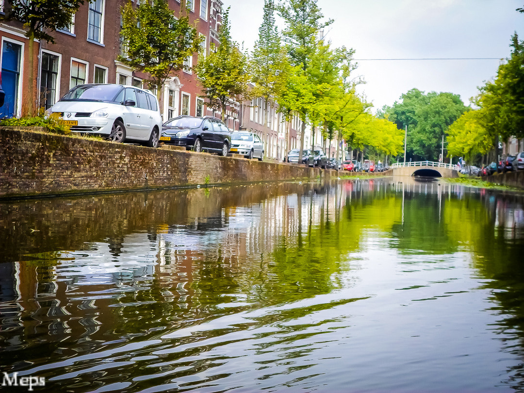 Samsung ES95 sample photo. Canal view - delft photography
