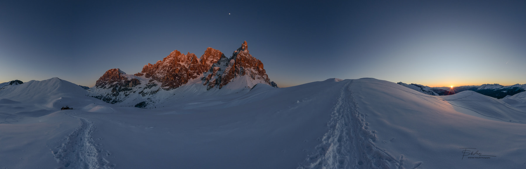 Nikon D800 + Nikon AF Fisheye-Nikkor 16mm F2.8D sample photo. Alpine glow photography