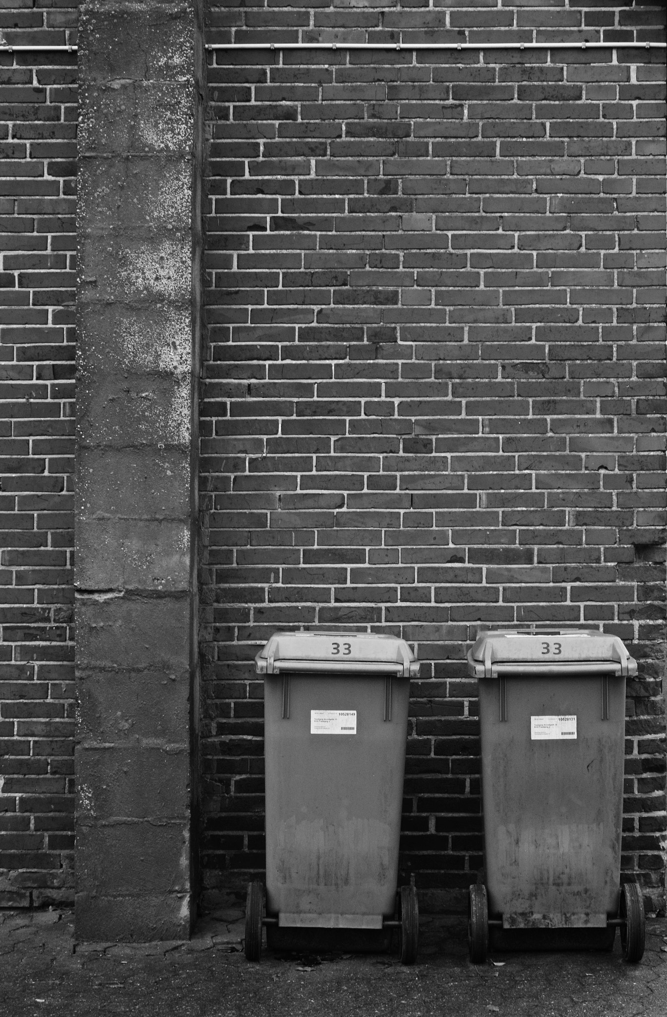 Canon EF 28-80mm f/3.5-5.6 sample photo. Twins photography