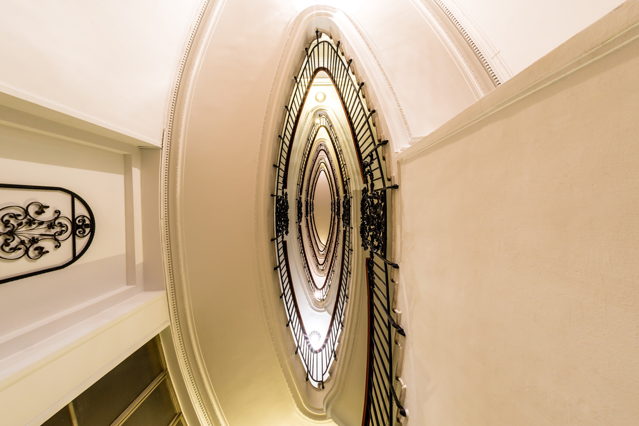 Sigma 15mm F2.8 EX DG Diagonal Fisheye sample photo. Not an eye, just a staircase photography