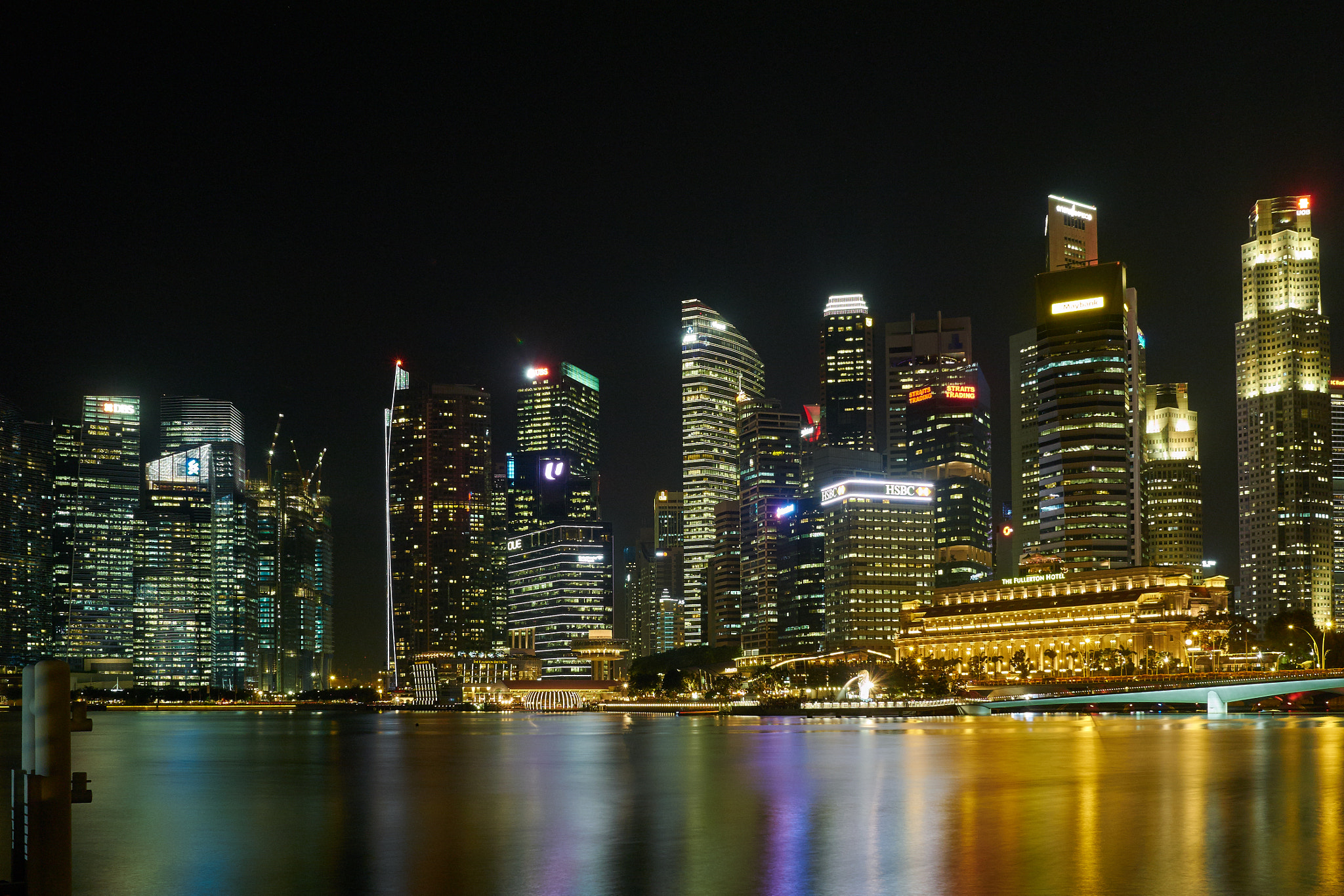 Olympus M.ZUIKO DIGITAL ED 12-40mm 1:2.8 sample photo. Singapore financial district photography