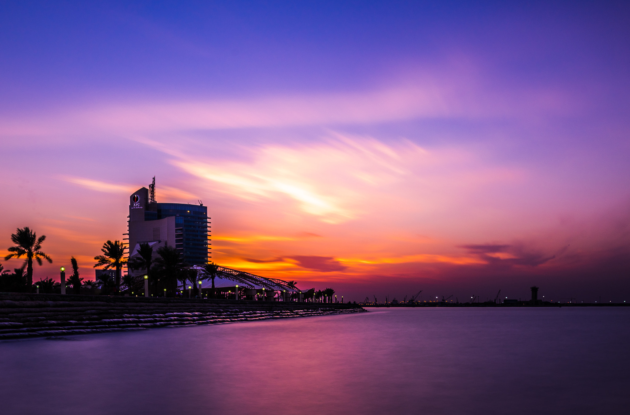 Nikon D810 + Nikon PC-E Nikkor 24mm F3.5D ED Tilt-Shift sample photo. Dusk in kuwait photography