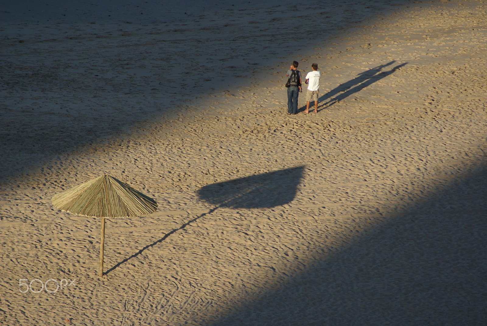 Sony Alpha DSLR-A100 sample photo. On the beach photography