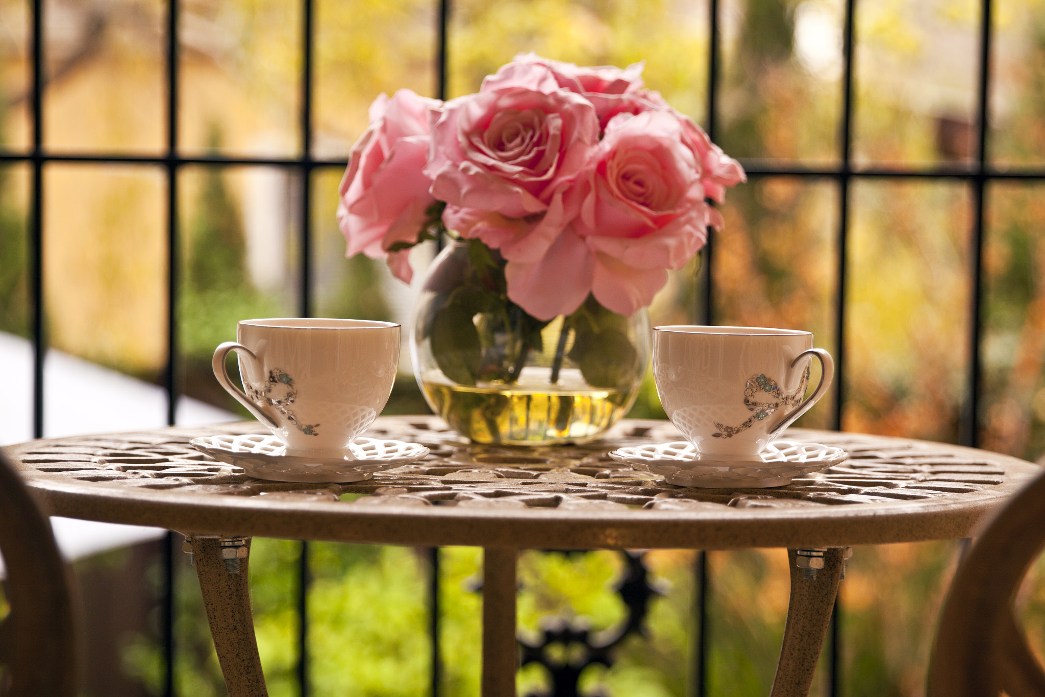 Canon EF 24-70mm F2.8L II USM sample photo. Cup of tea in a raining morning of the fall photography