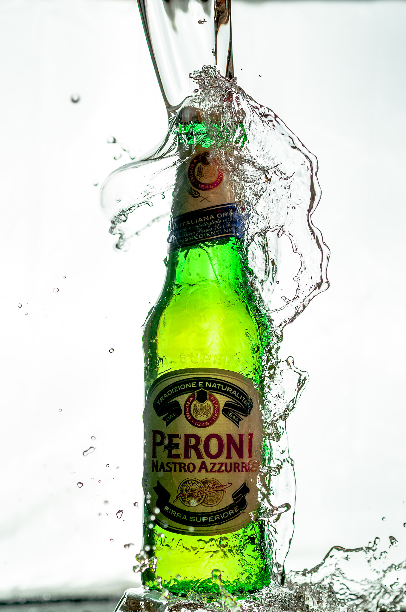 Nikon AF-S Nikkor 70-200mm F4G ED VR sample photo. Peroni nastro azzurro photography