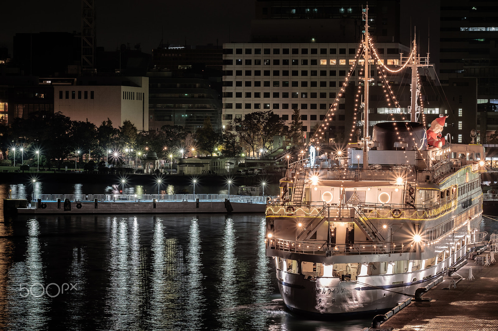 Fujifilm X-T1 sample photo. Yokohama harbor photography