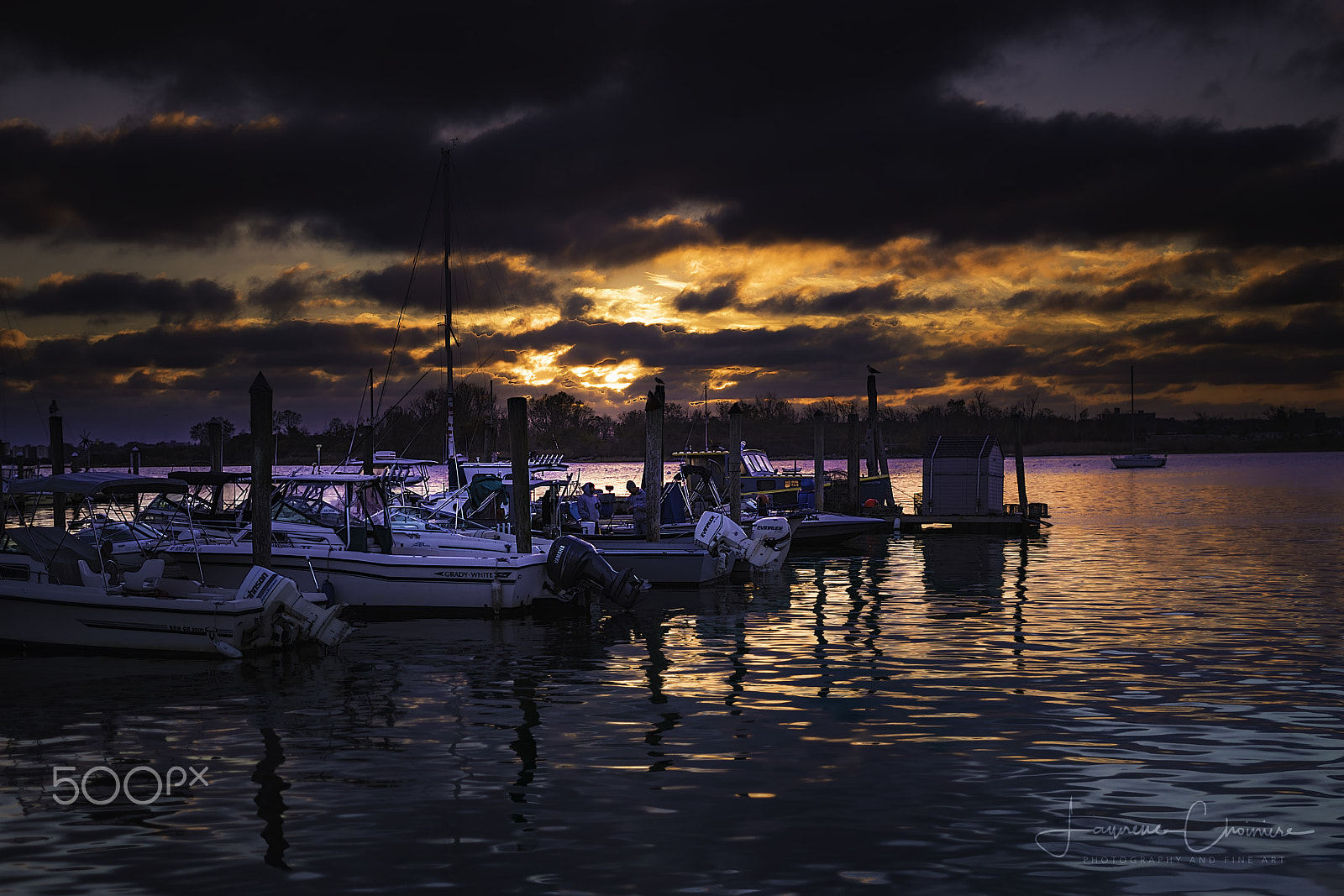 Sony a7R II + Sony FE 50mm F1.8 sample photo. Autumn sunset on the island photography