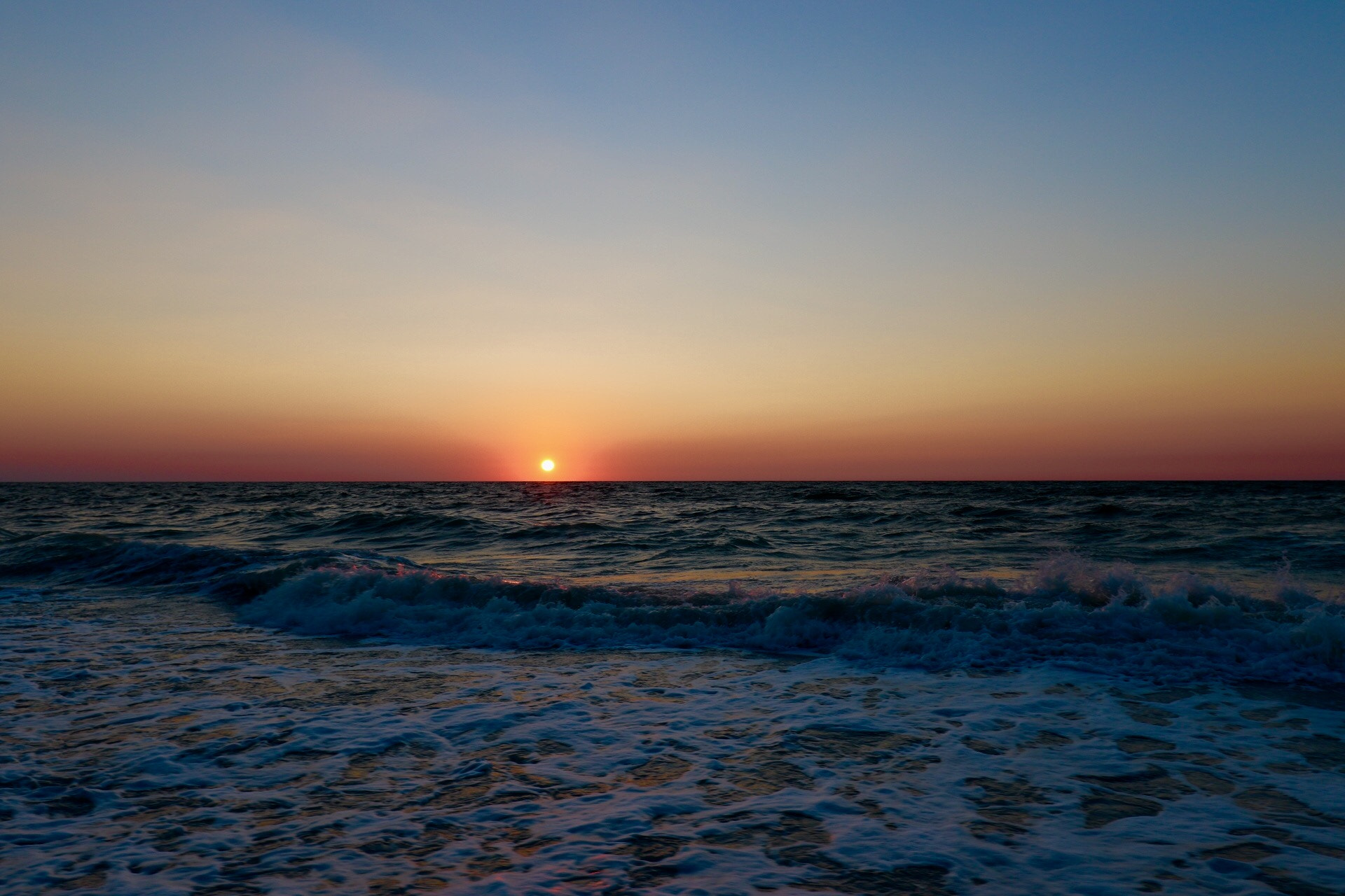 Canon EF 16-35mm F4L IS USM sample photo