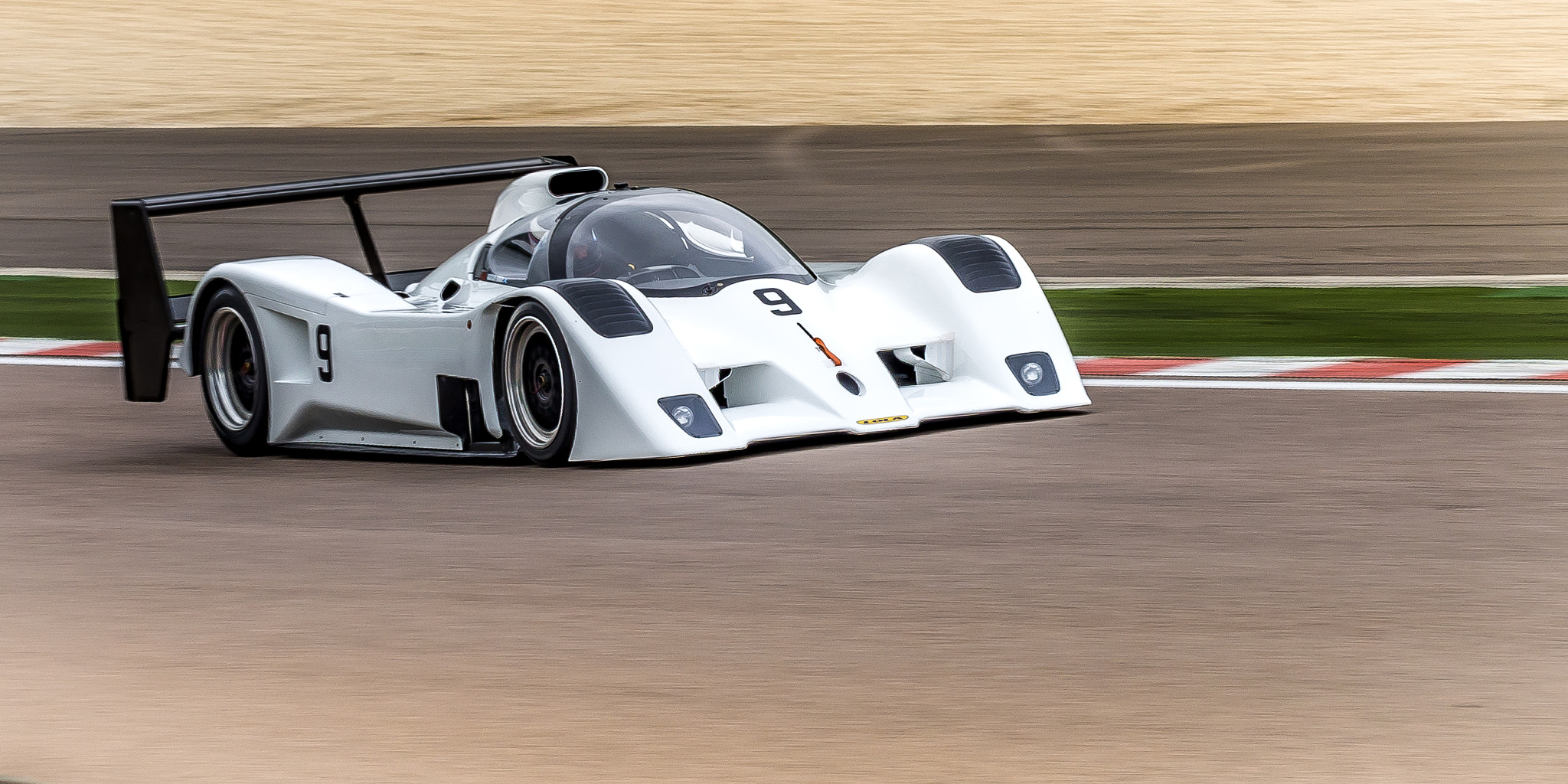 Pentax K-5 sample photo. Lola  t92/10 (1992) photography