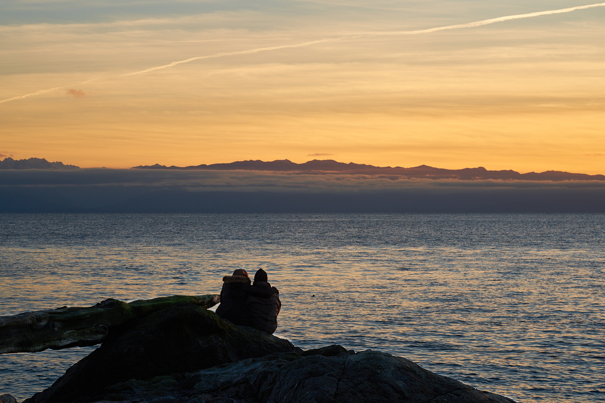 Fujifilm X-Pro1 + Fujifilm XF 60mm F2.4 R Macro sample photo. Admiring the sunset photography