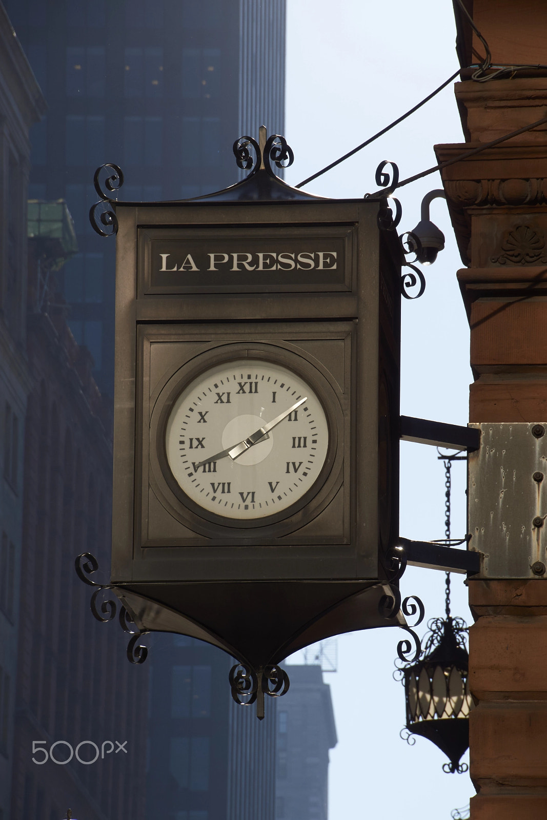 Sony SLT-A65 (SLT-A65V) + DT 18-270mm F3.5-6.3 SSM sample photo. Horloge - clock photography