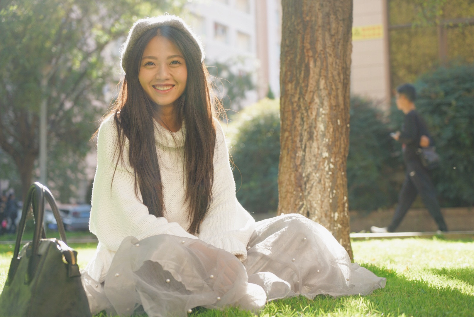 Sony a7 II + Sony Vario Tessar T* FE 24-70mm F4 ZA OSS sample photo. People photography