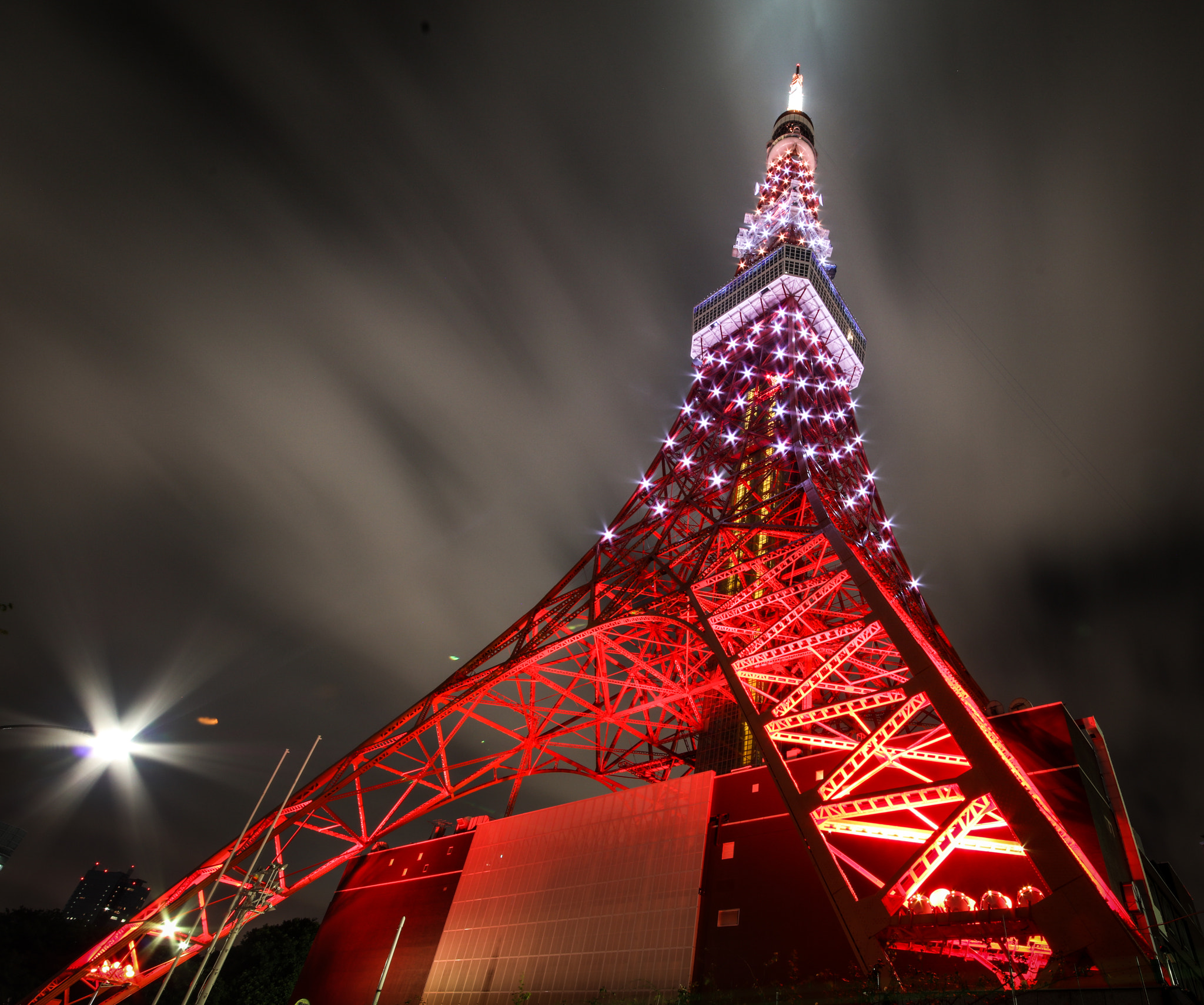 Sigma 12-24mm F4.5-5.6 II DG HSM sample photo. Sideways photography