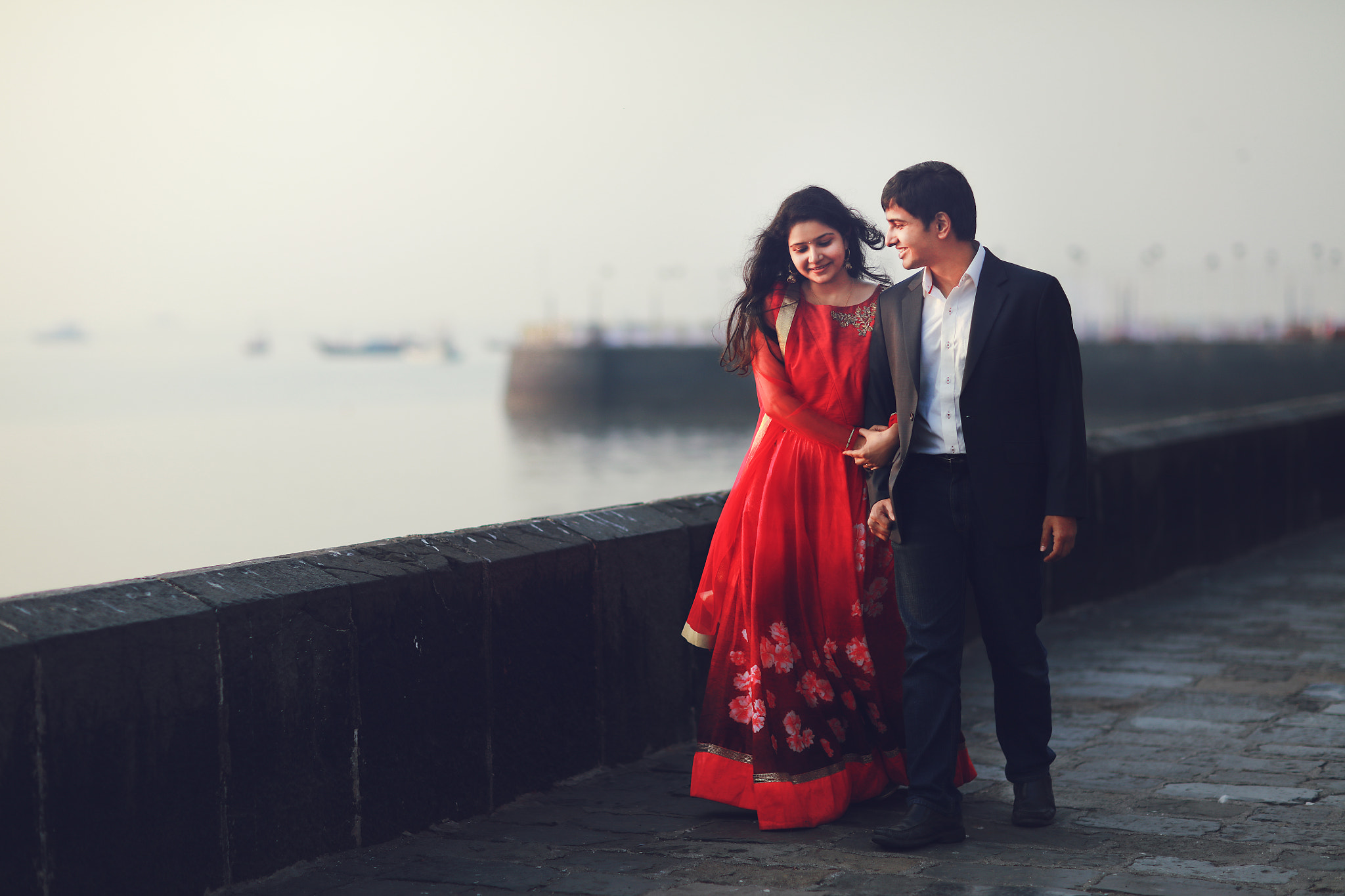Canon EOS 5DS + Canon EF 85mm F1.2L II USM sample photo. Pre-wedding photography