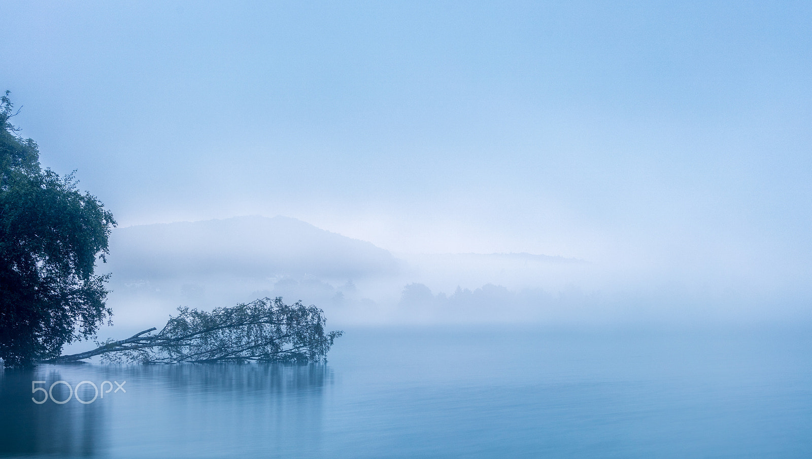 Canon EF 70-200mm F4L IS USM sample photo. Blue morning photography