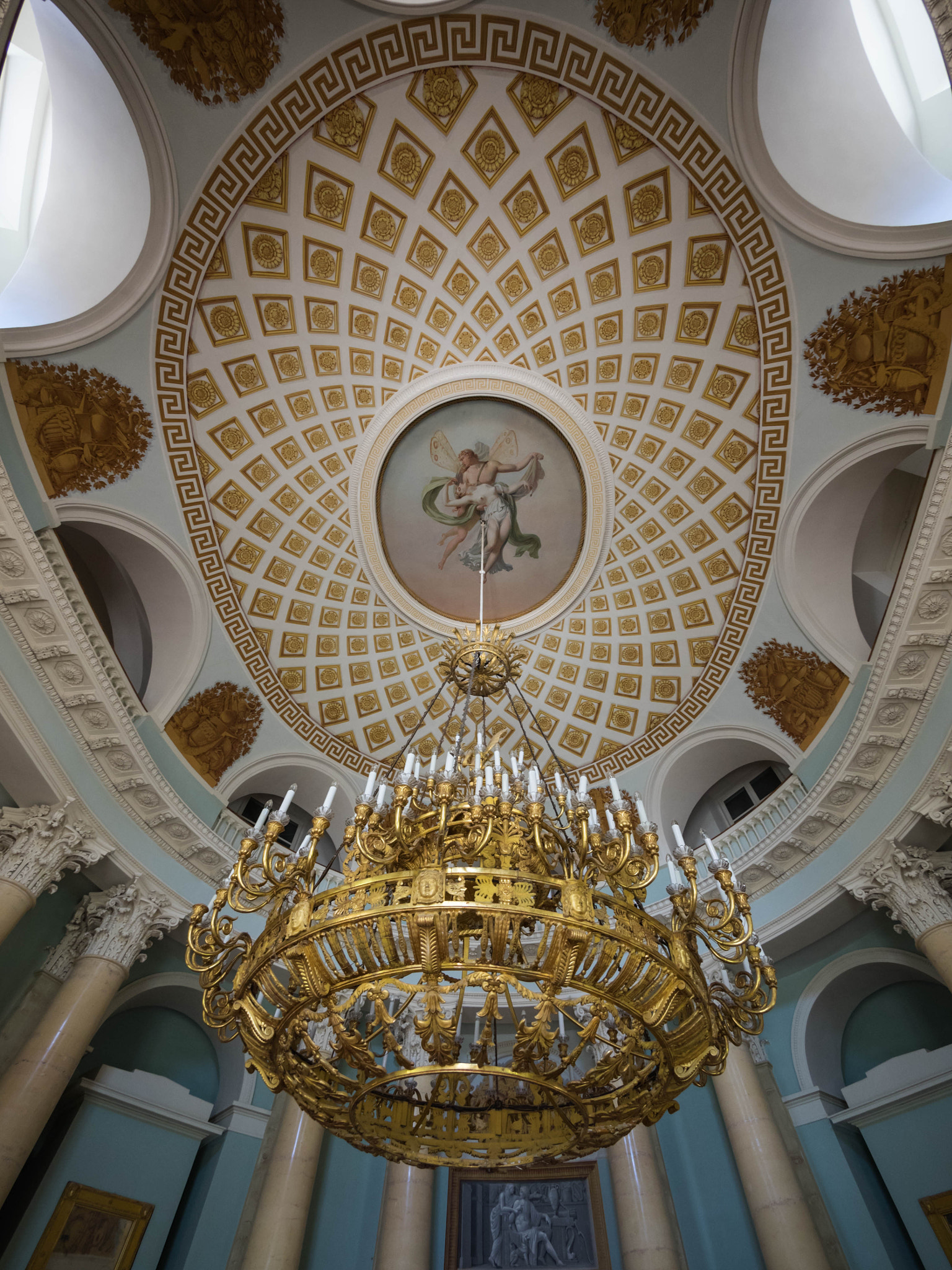 Olympus OM-D E-M1 + Panasonic Lumix G Vario 7-14mm F4 ASPH sample photo. Ceiling in the museum arkhangelskoe photography