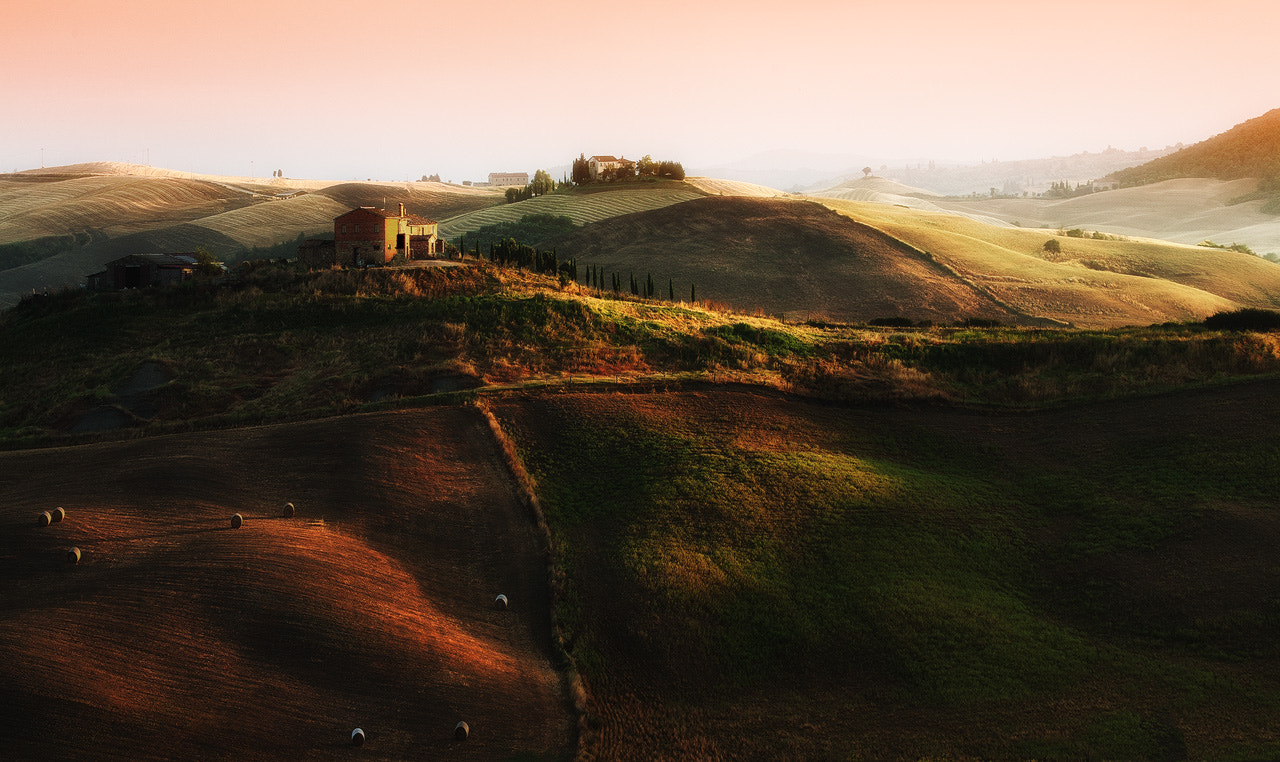 Canon EOS 5D + Canon EF 100-400mm F4.5-5.6L IS USM sample photo. Val d' orcia sunrise photography