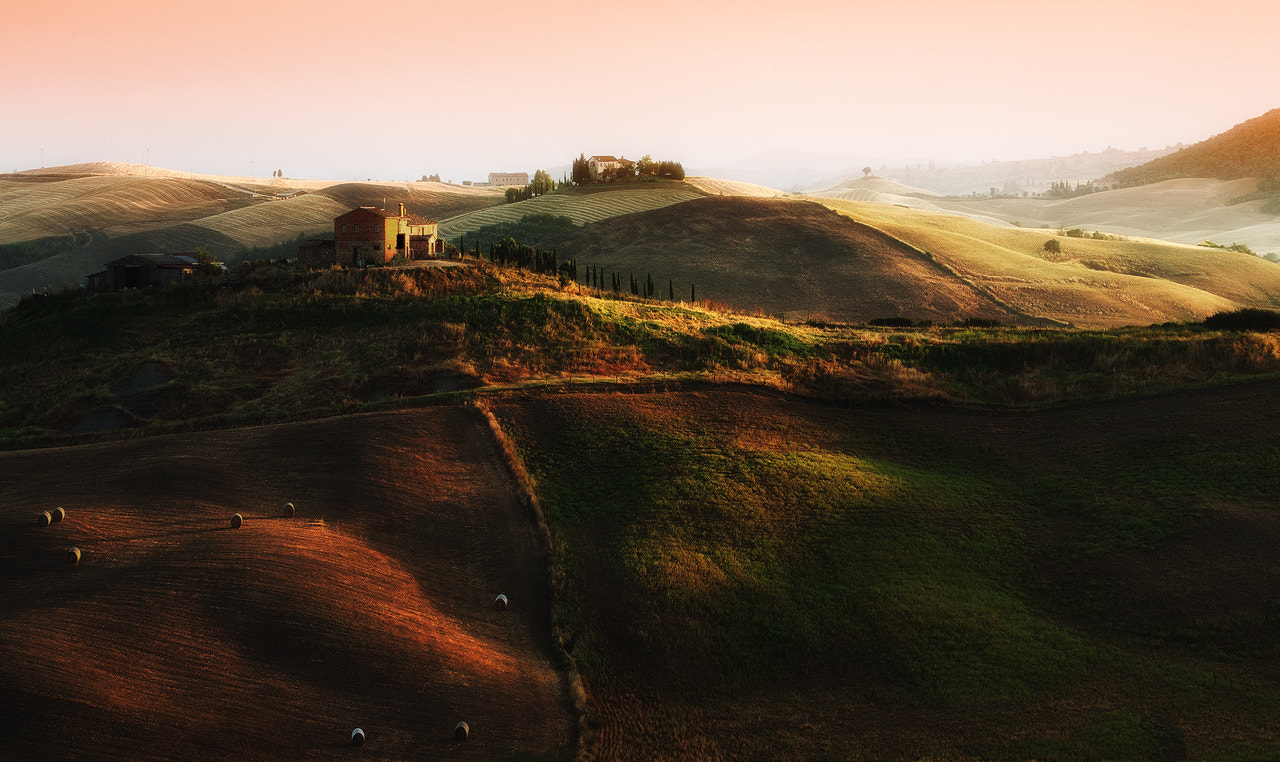 Canon EF 100-400mm F4.5-5.6L IS USM sample photo. Val d' orcia sunrise photography