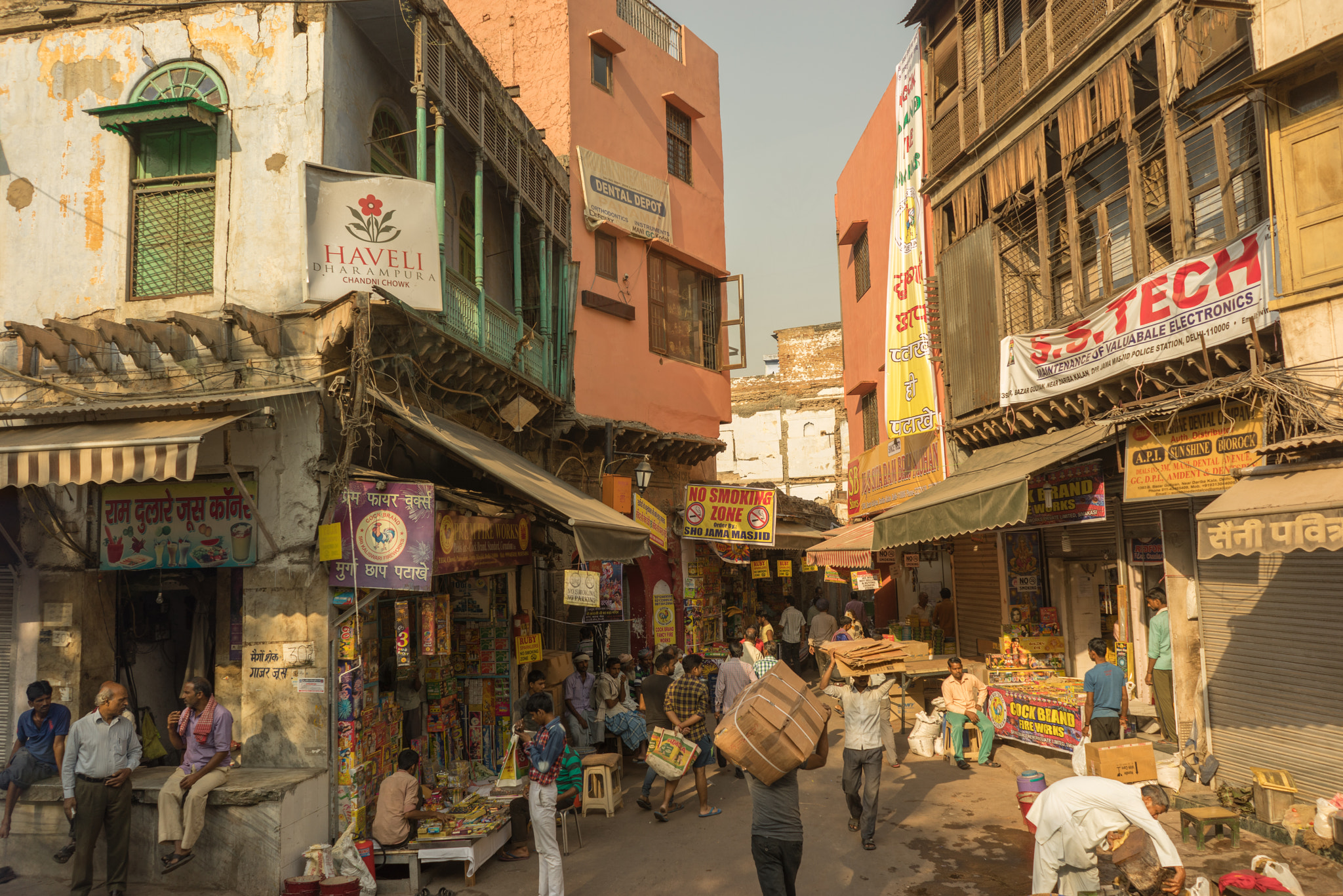 Sony a7R sample photo. India street photography