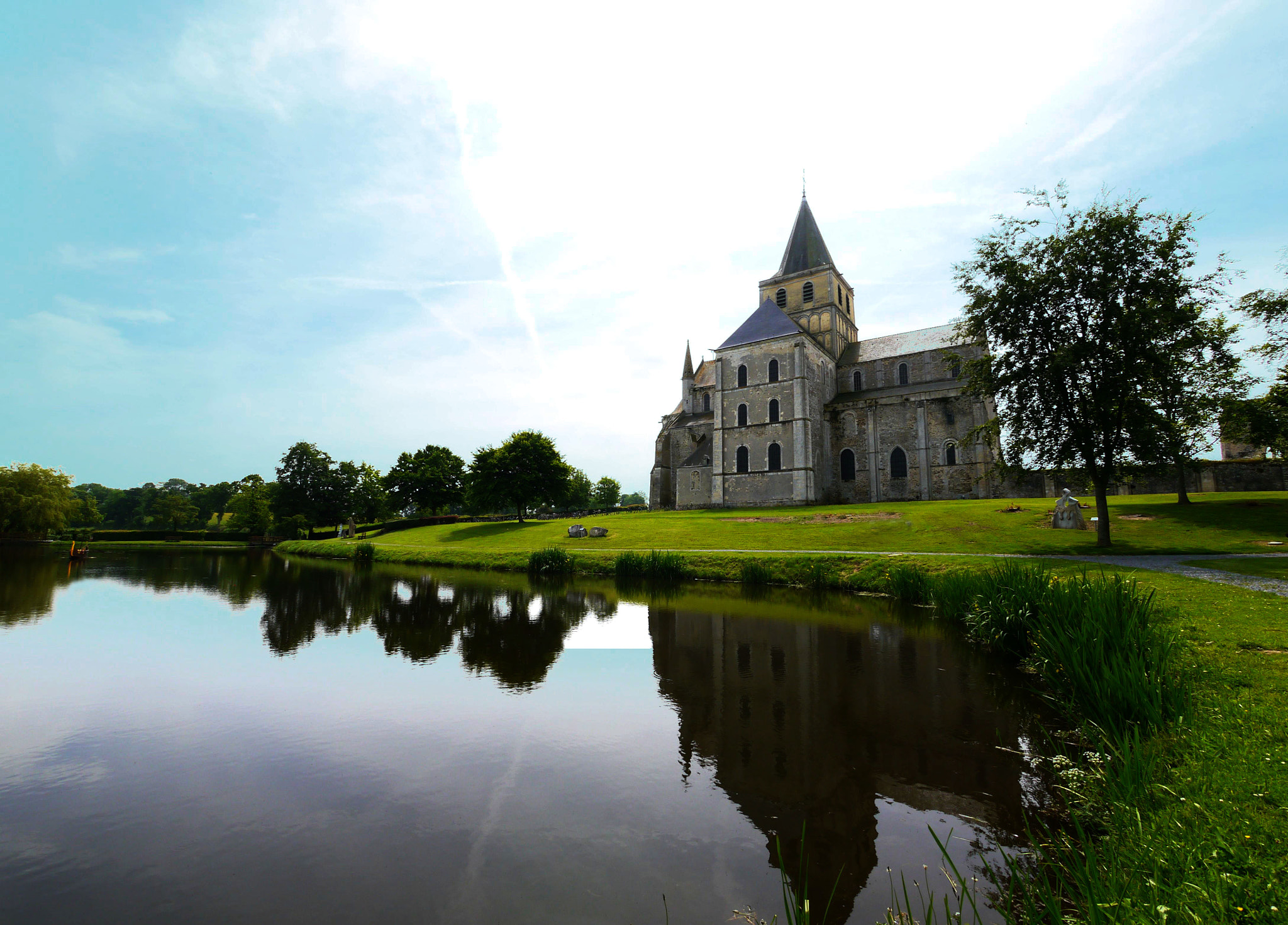 Panasonic Lumix DMC-G5 sample photo. Abbaye saint-vigor photography