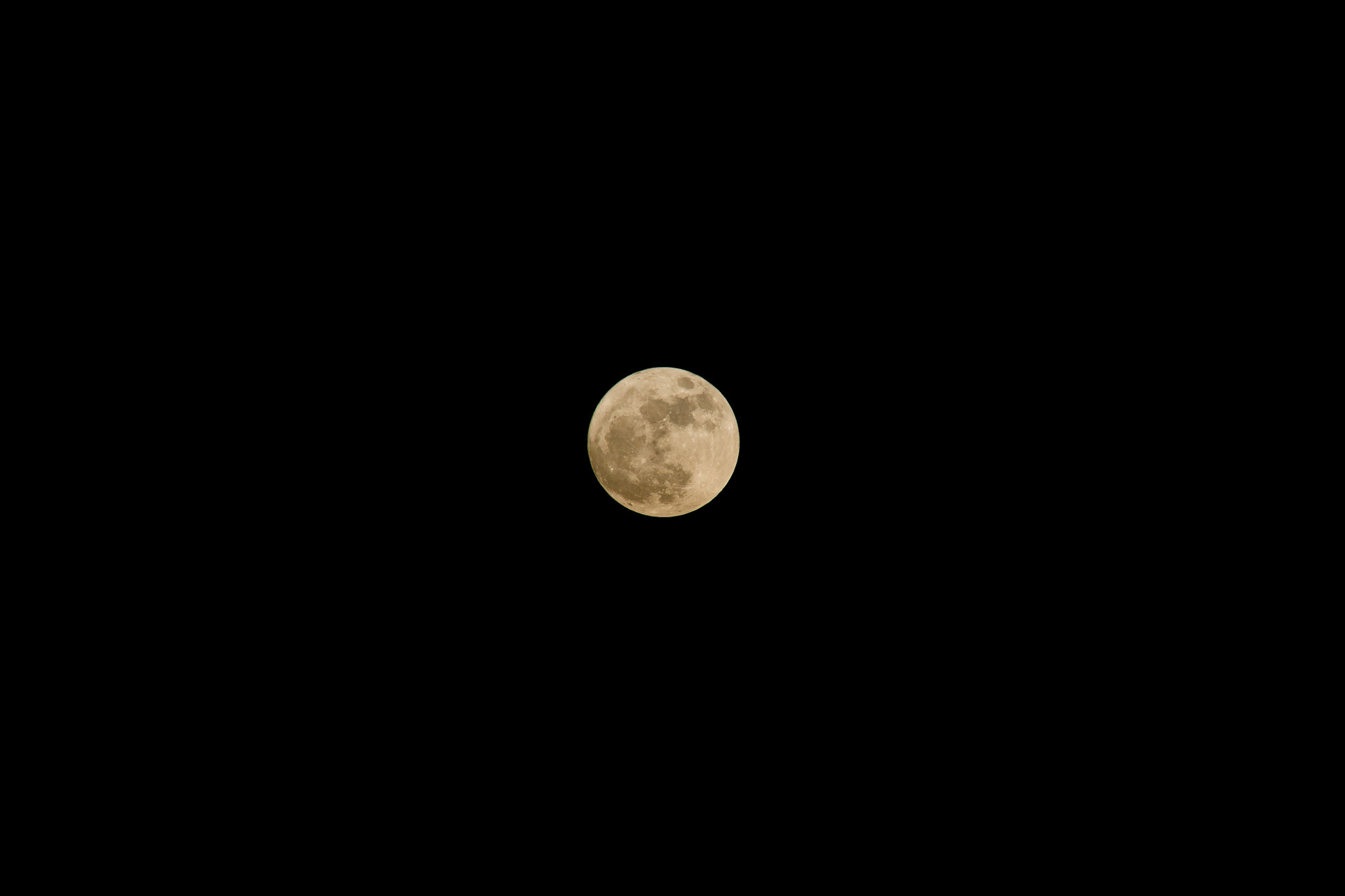 Sony a6000 + Canon EF 70-200mm F4L USM sample photo. Super moon photography