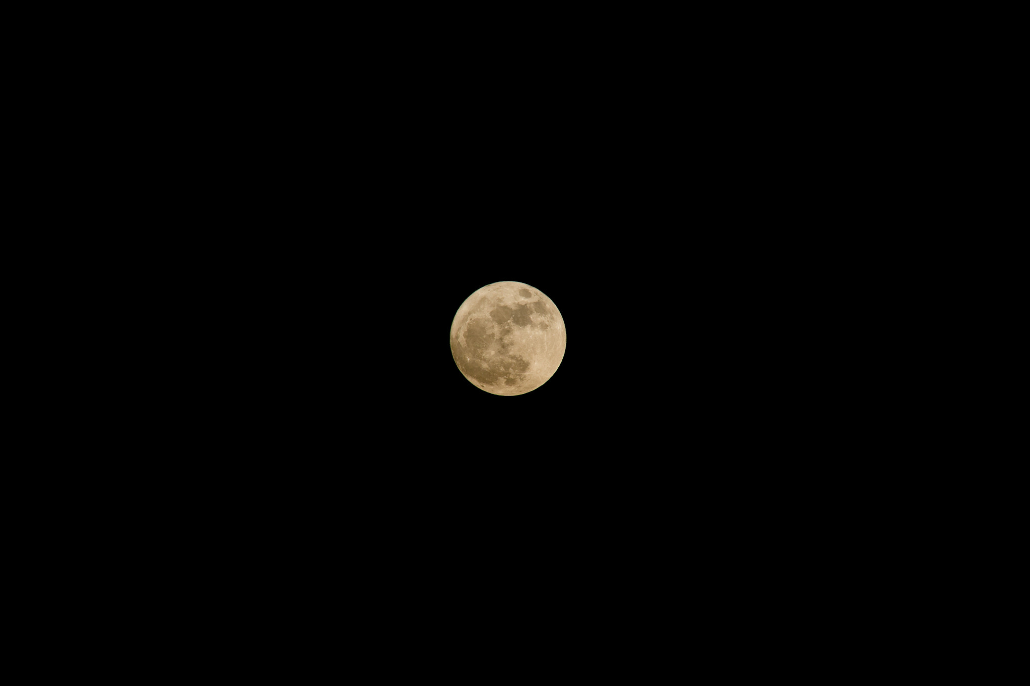 Sony a6000 sample photo. Super moon photography