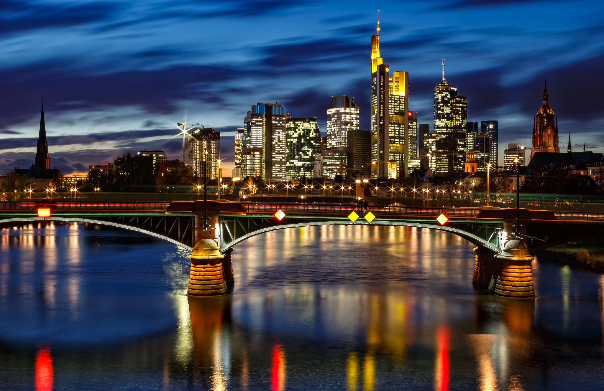 Canon EOS 6D + Canon EF 50mm F2.5 Macro sample photo. Lights of the city photography