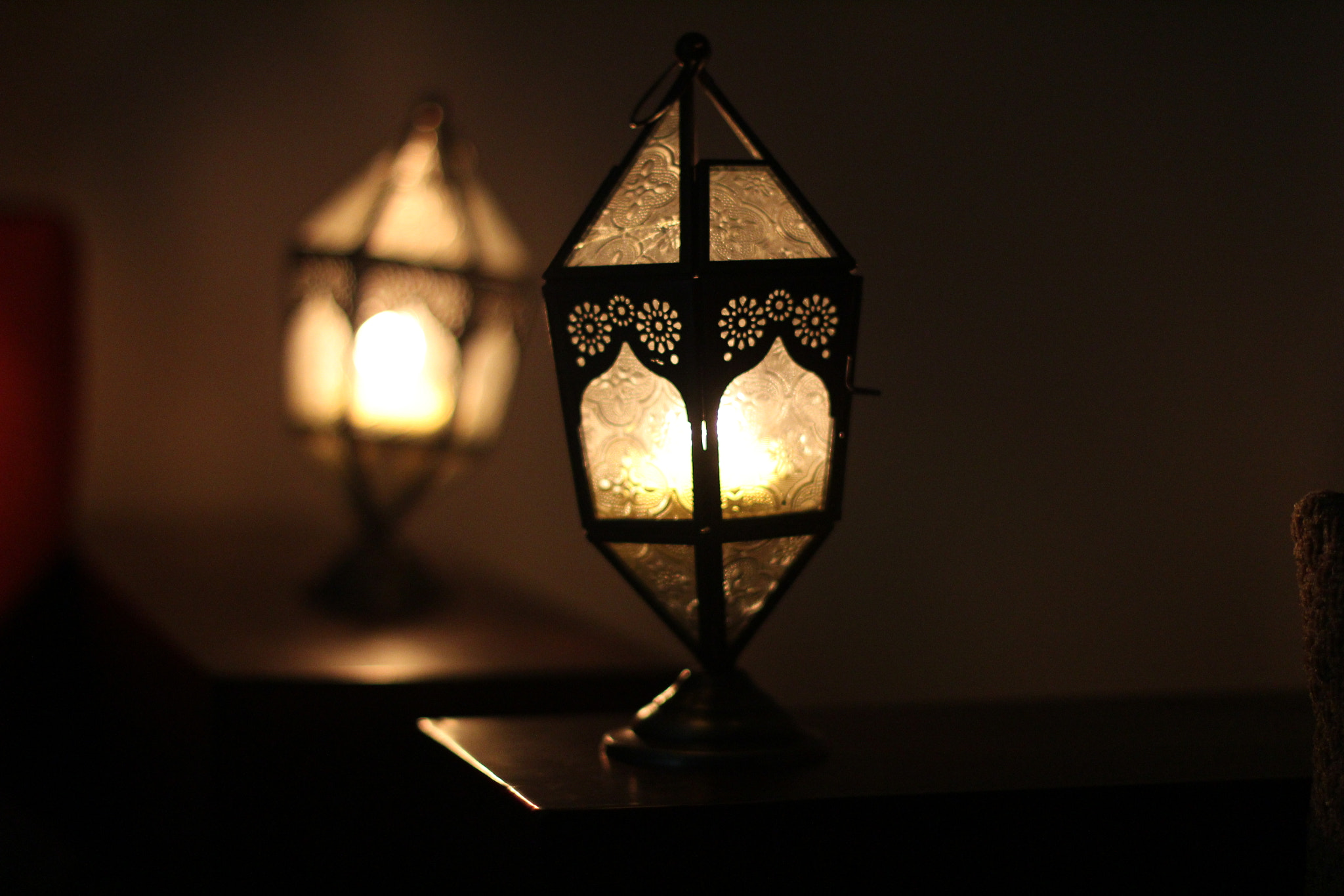 Canon EOS 1200D (EOS Rebel T5 / EOS Kiss X70 / EOS Hi) sample photo. Lamp. light. candle  photography