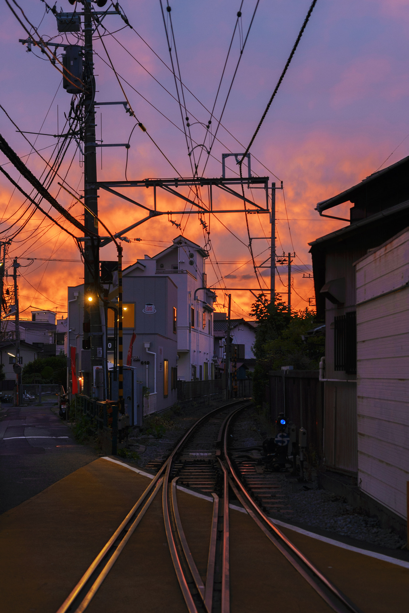 ZEISS Makro-Planar T* 50mm F2 sample photo. Enoshima railway photography