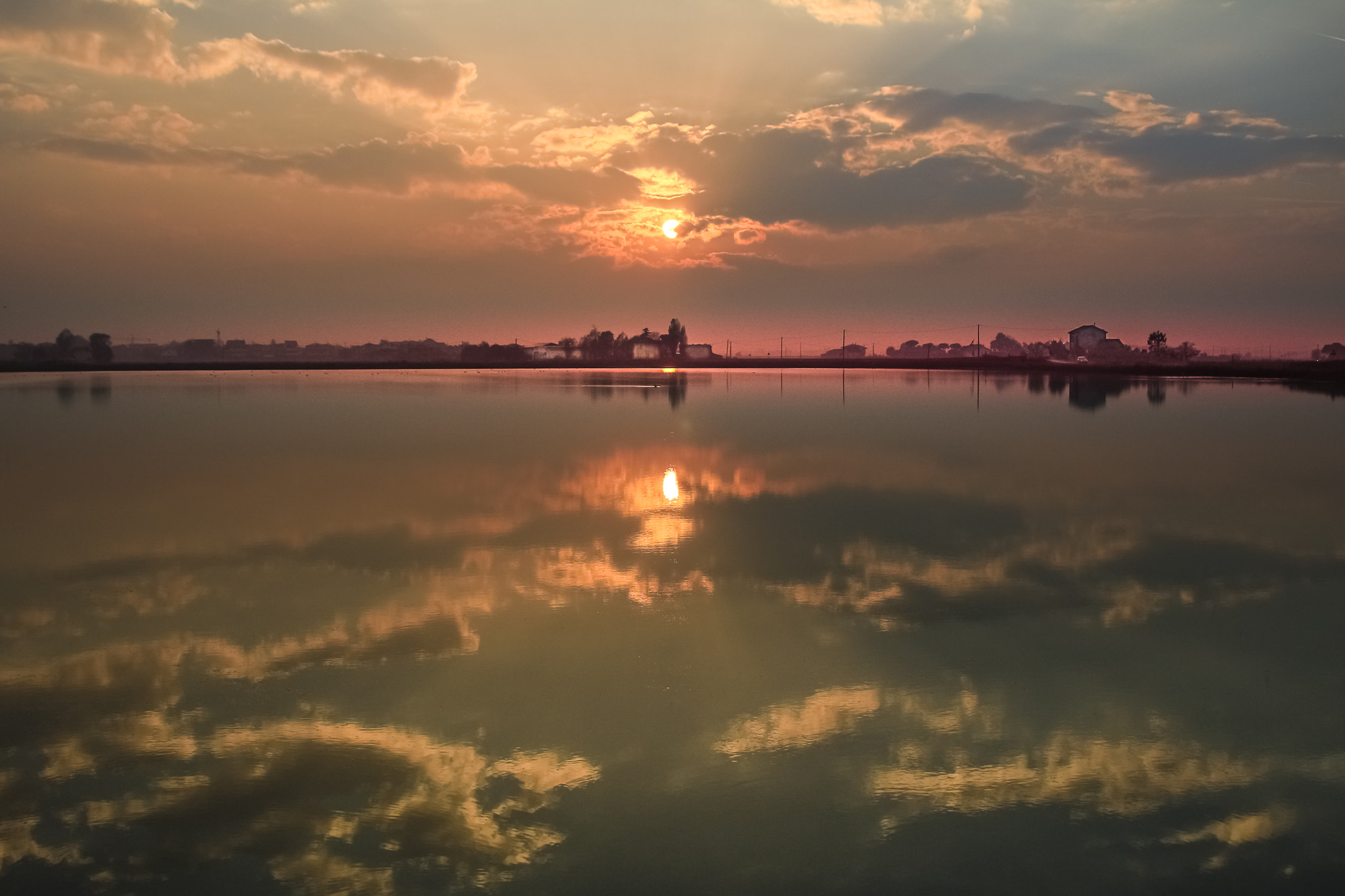 Canon EOS 100D (EOS Rebel SL1 / EOS Kiss X7) sample photo. Tramonto sulle saline photography