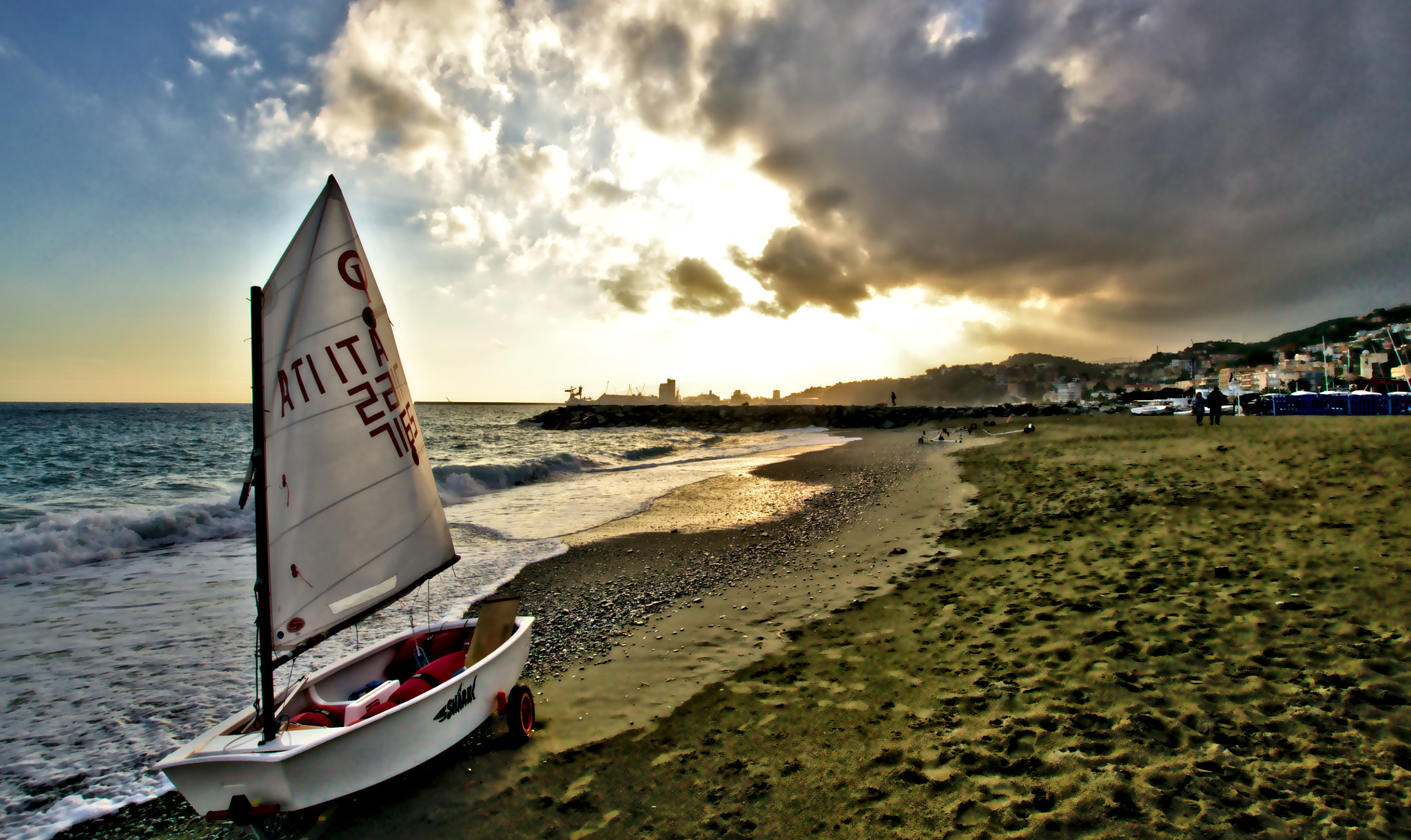 Nikon D3100 + Sigma 10-20mm F3.5 EX DC HSM sample photo. Little boat at sunrise photography