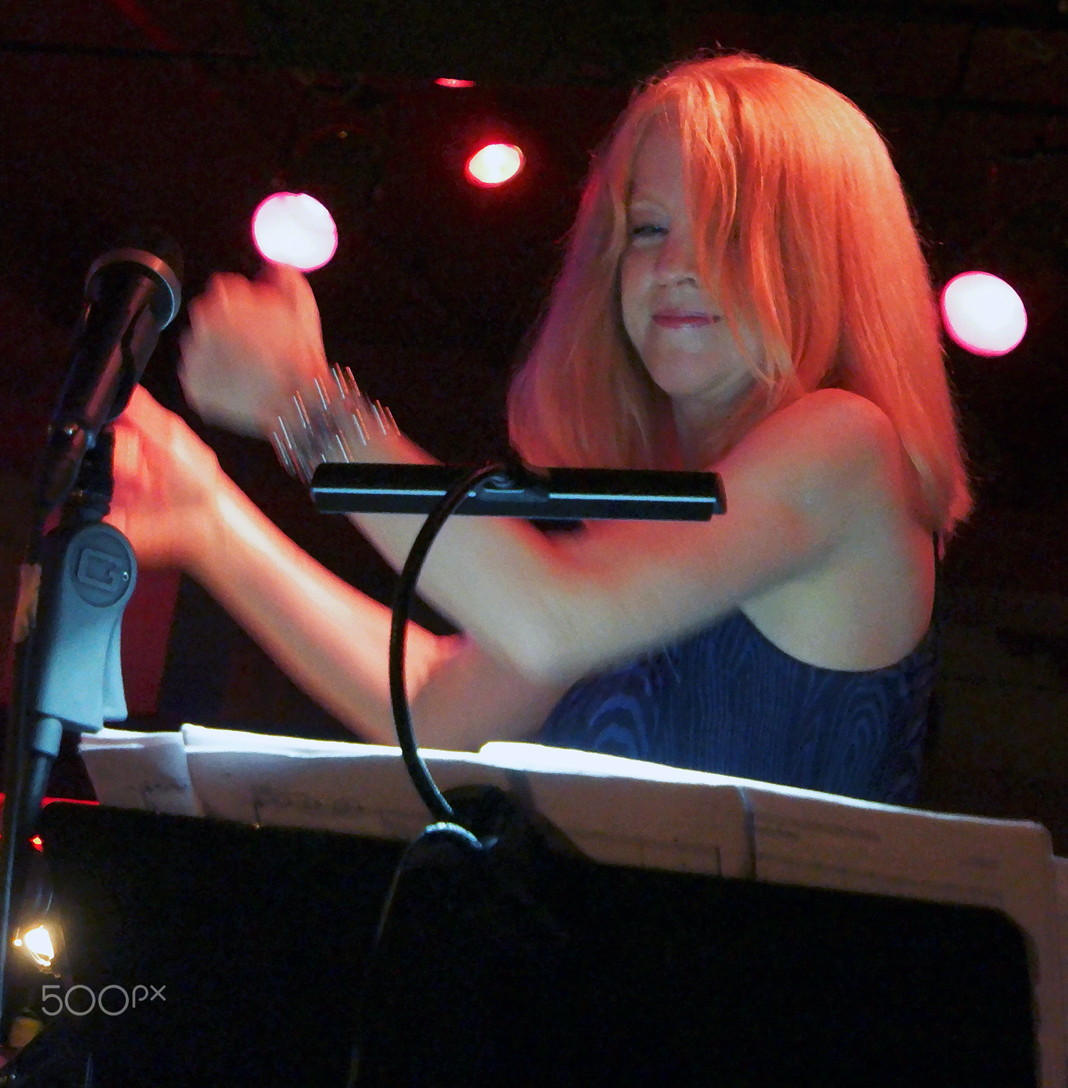 Samsung NX500 + Samsung NX 16-50mm F3.5-5.6 Power Zoom ED OIS sample photo. The conductor, maria schneider, 2016 photography