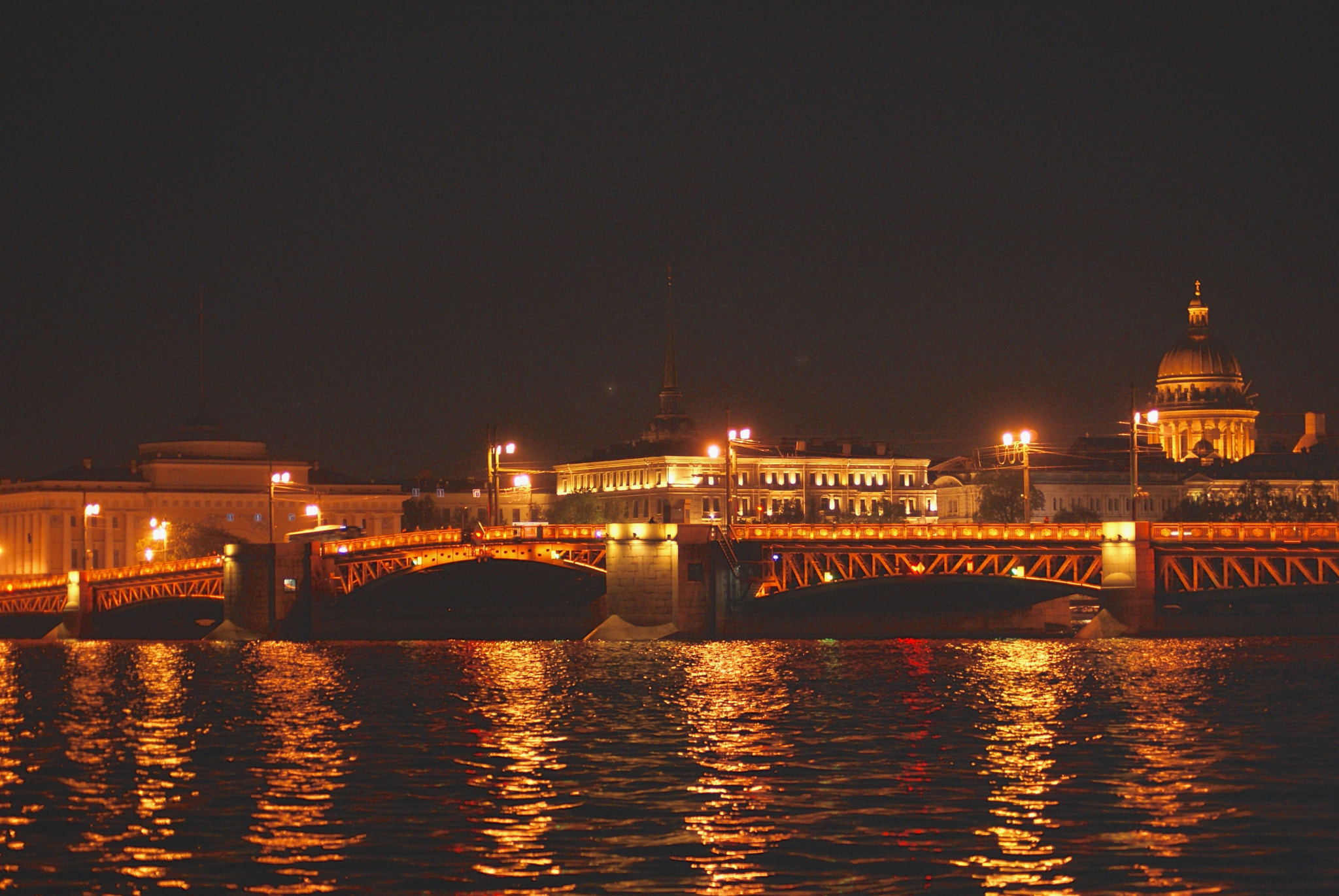Sony Alpha DSLR-A300 + Sony DT 55-200mm F4-5.6 SAM sample photo. Saint-petersburg in the night photography