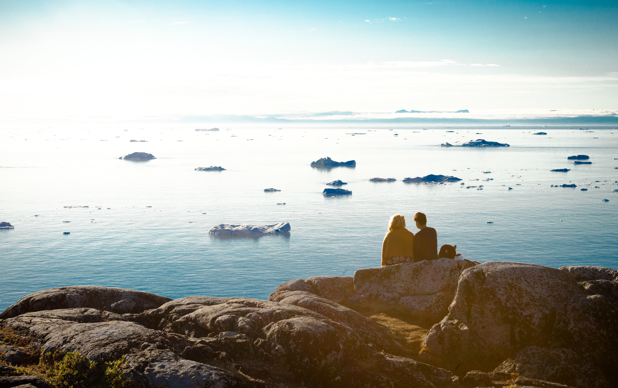 Nikon D7000 + Sigma 50mm F1.4 EX DG HSM sample photo. Couple enjoying the view photography