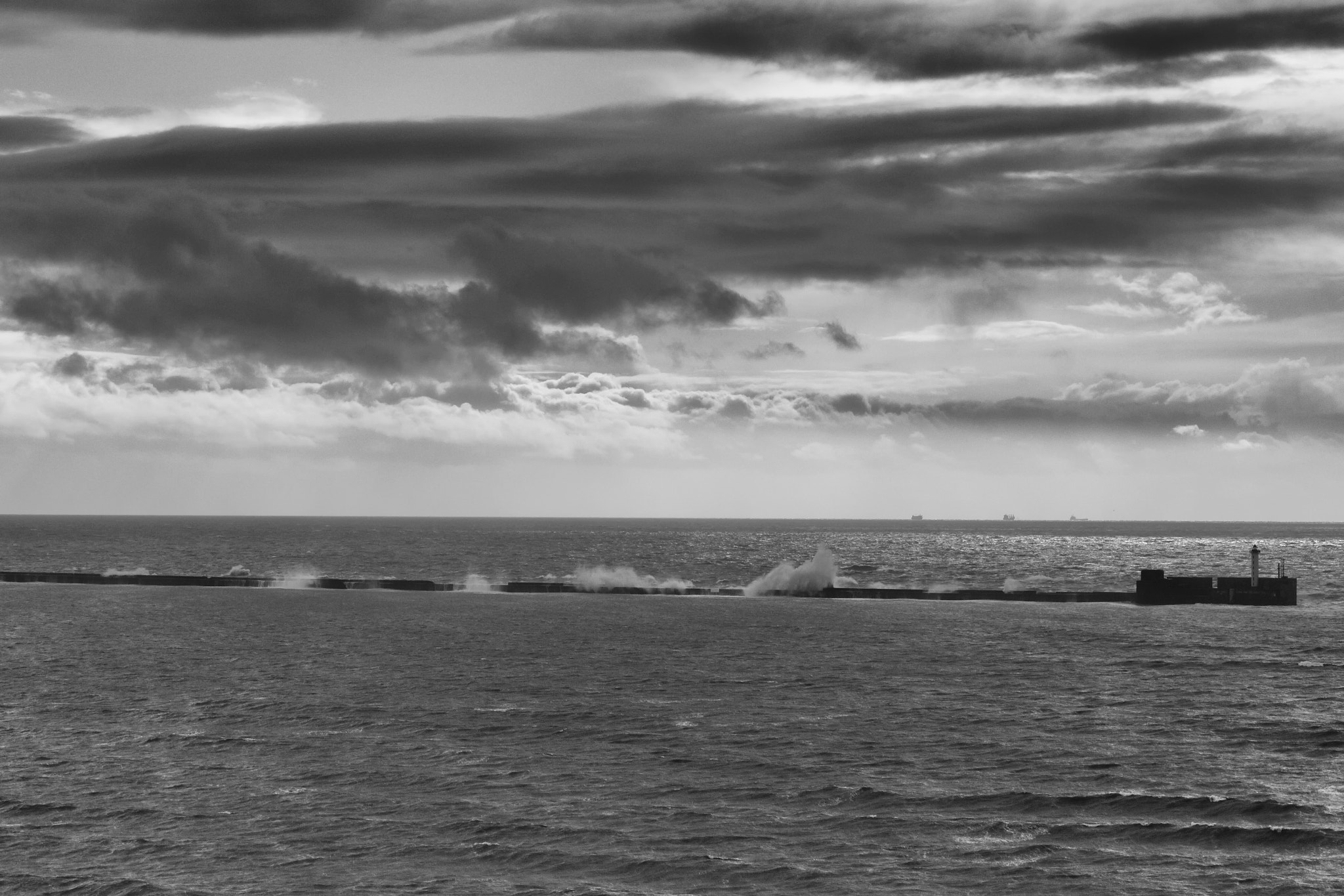Sigma 70-300mm F4-5.6 APO DG Macro sample photo. Digue de boulogne photography