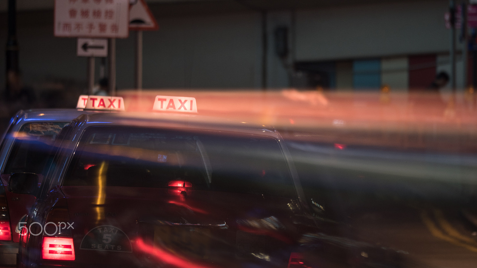 Panasonic Lumix DMC-GH4 sample photo. Taxi in night street of hong kong photography