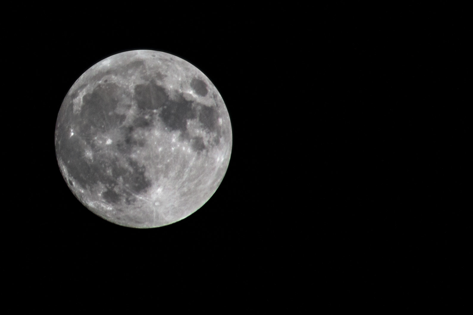 Canon EOS 50D + EF75-300mm f/4-5.6 sample photo. Moon photography