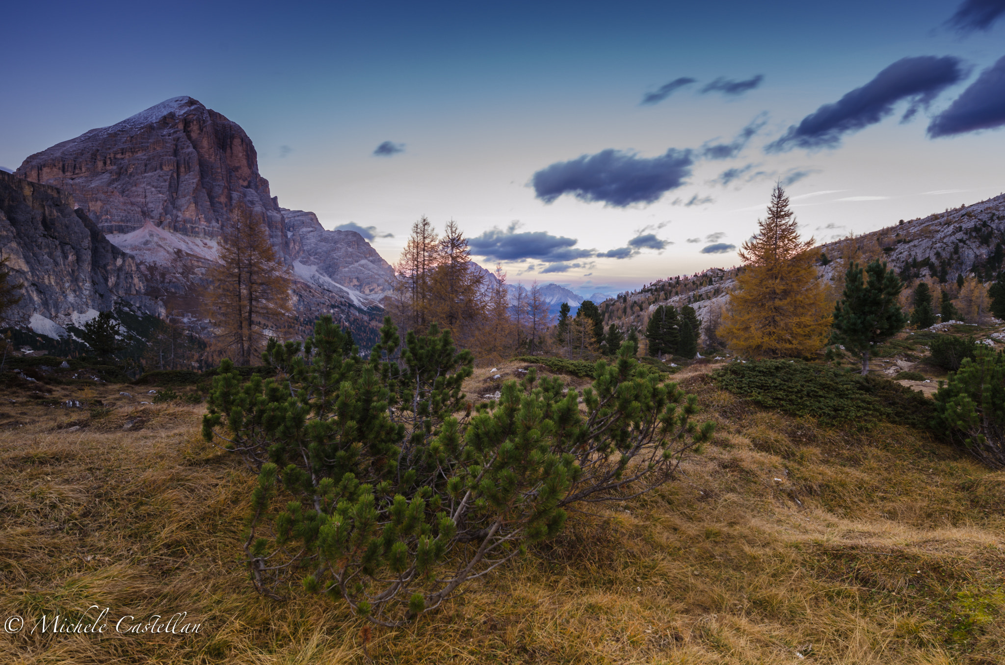 Nikon AF-S Nikkor 14-24mm F2.8G ED sample photo. Alba autunnale photography