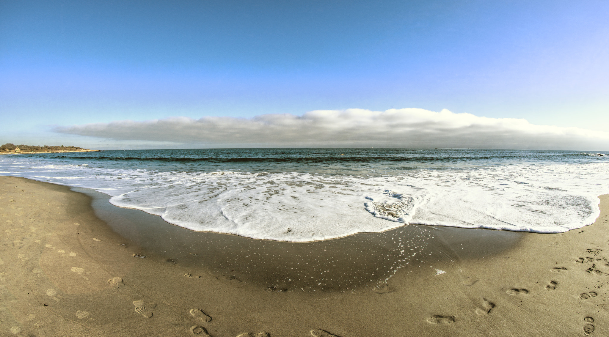 Samyang 12mm F2.8 ED AS NCS Fisheye sample photo. The tide rushes in photography