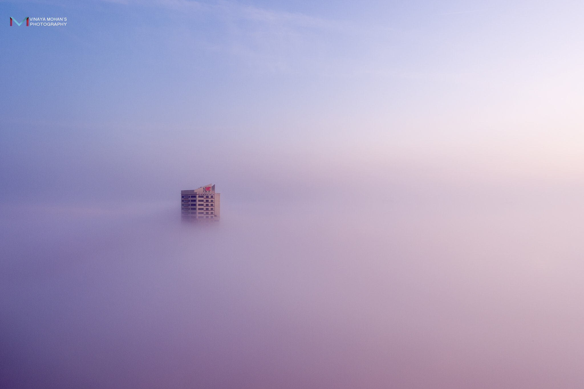 Nikon D4S sample photo. Foggy dubai photography