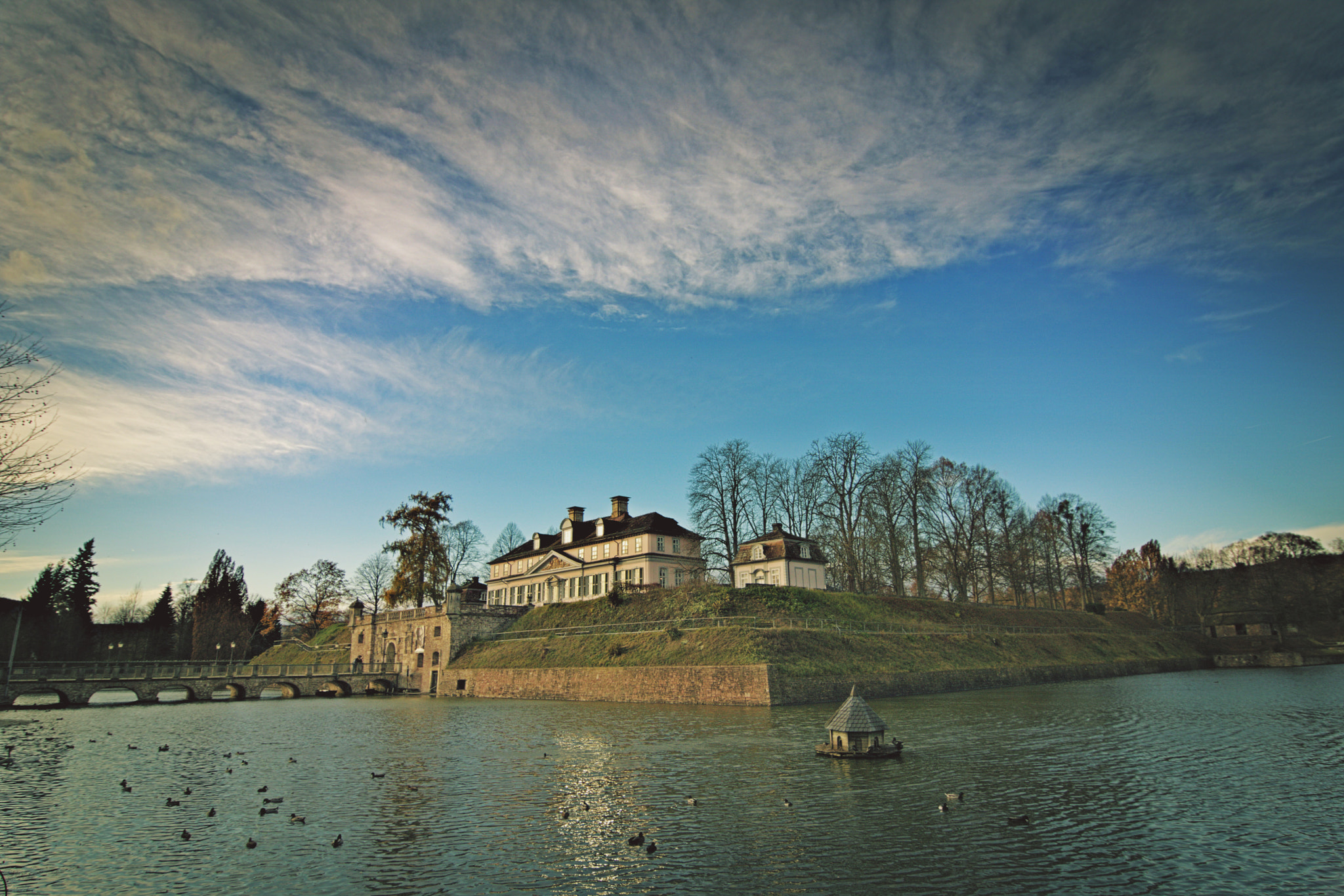 Tokina AT-X Pro 12-24mm F4 (IF) DX sample photo. Schloß bad pyrmont photography
